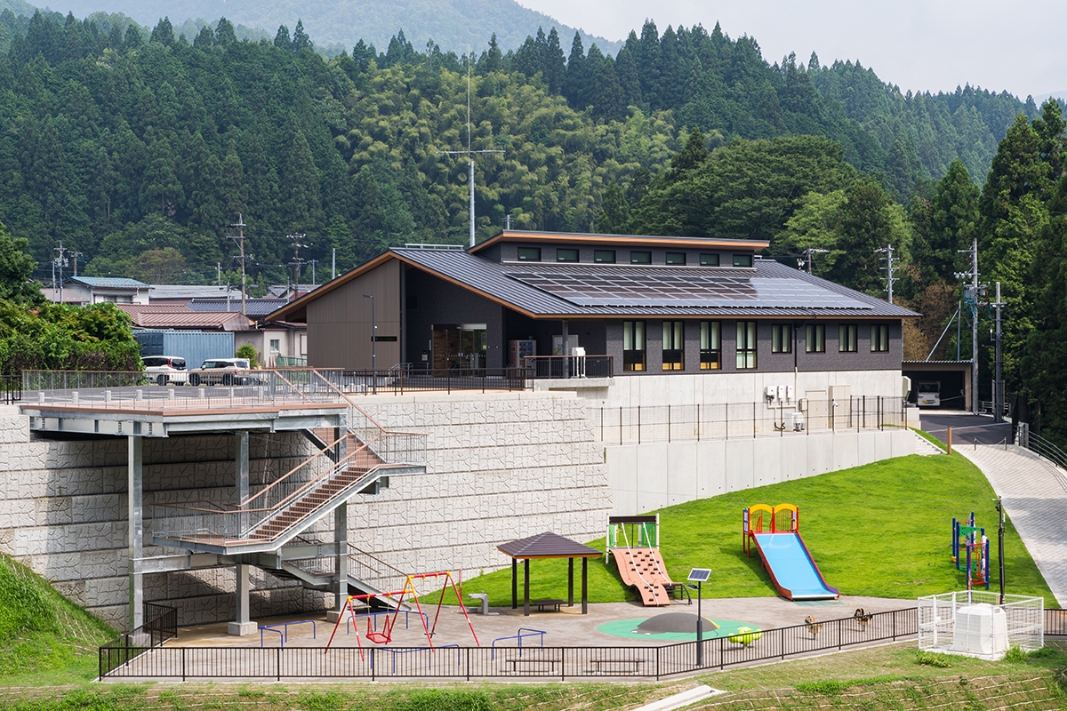 山県市美山支所　いわ桜コミュニティセンター